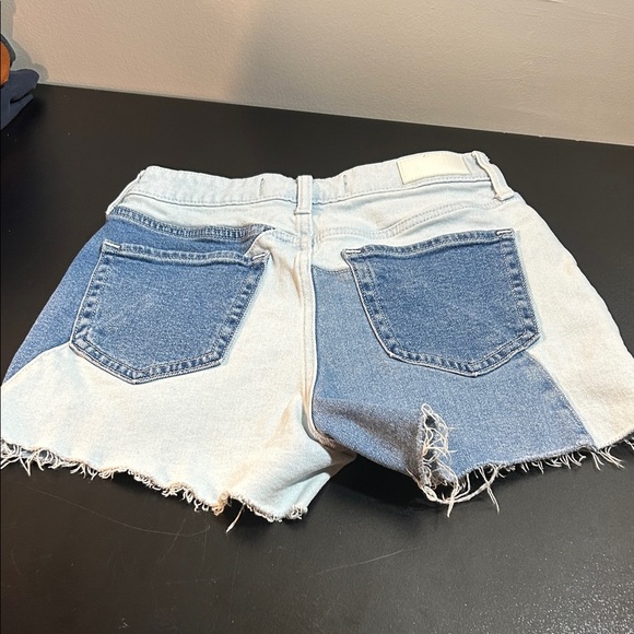Hollister Blue and‎ White Jean Shorts - Picture 3 of 5